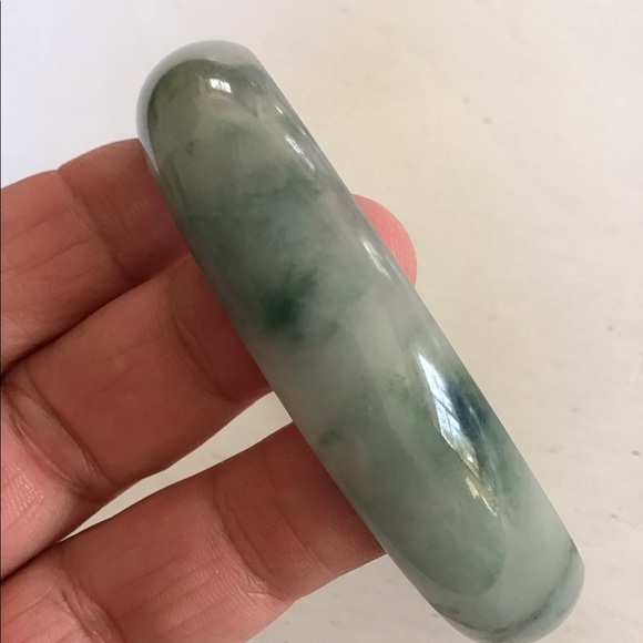 Vintage Olde Large Mossy White Jade Bangle 70 Gr. - Picture 4 of 10